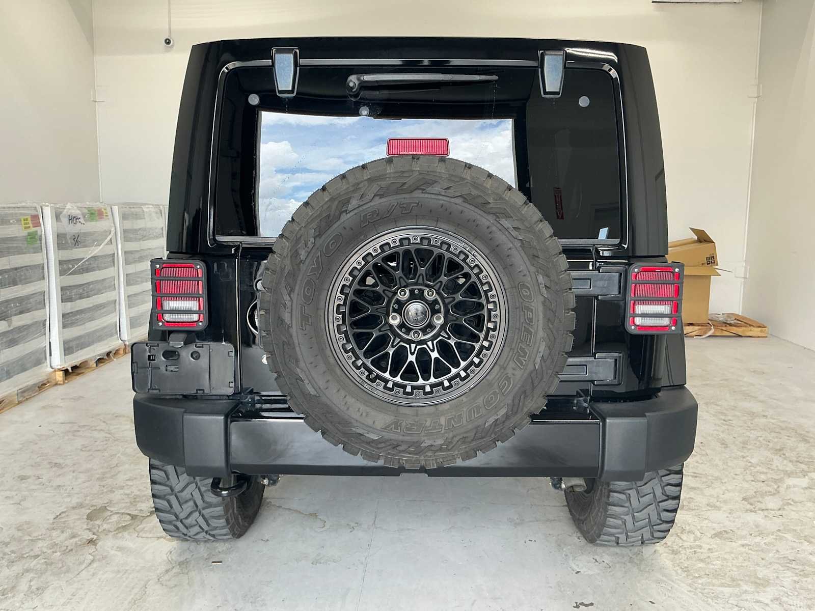 Used 2016 Black Clearcoat Jeep Sahara image 5