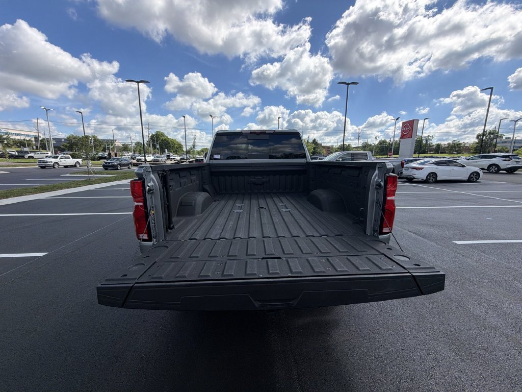 Used 2025 Gray Chevrolet LTZ image 22