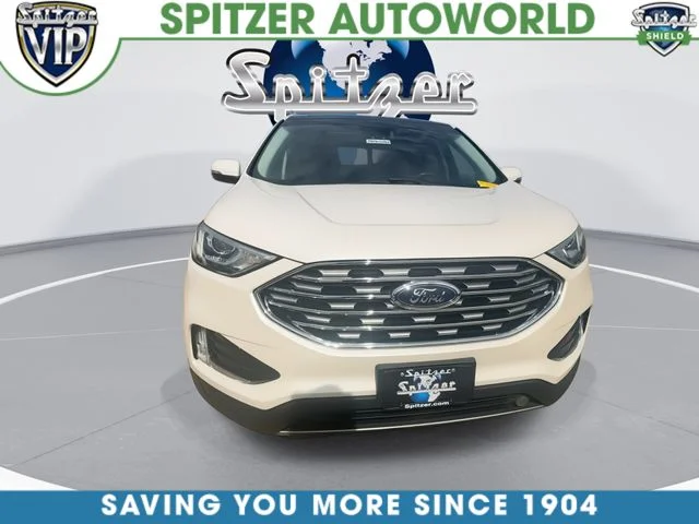 Used 2019 White Ford SEL image 3