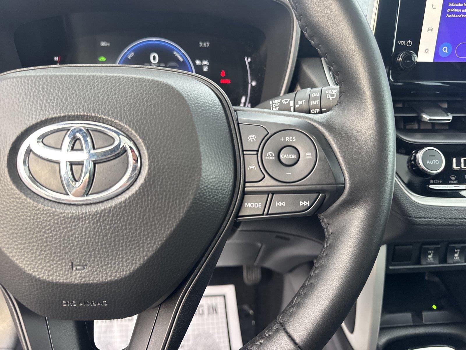 Used 2025 Sonic Silver/Jet Black Toyota XSE image 12