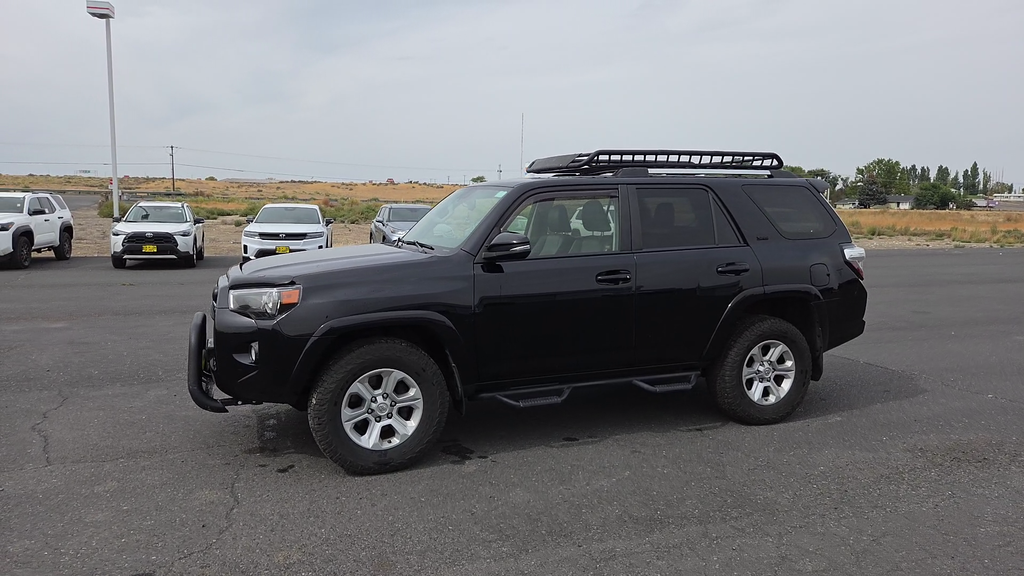 Used 2019 Black Toyota SR5 Premium image 16