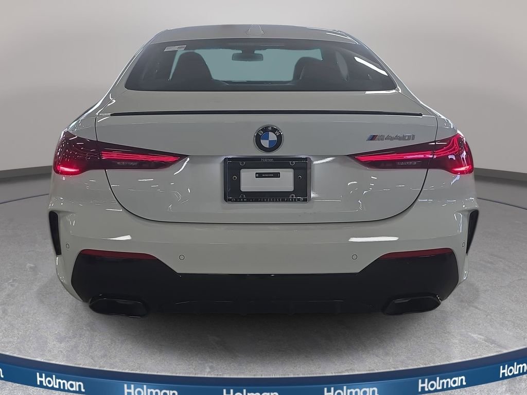 New 2027 Alpine White BMW M440i image 5