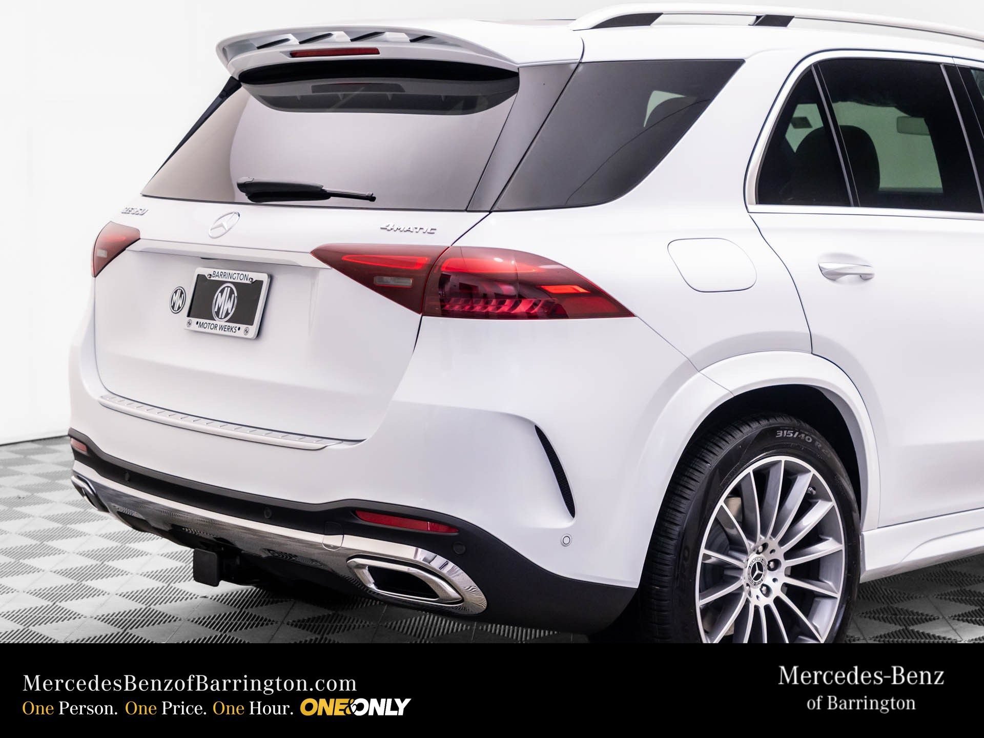 New 2026 MANUFAKTUR Moonlight White Metallic Mercedes-Benz GLE 350 image 79