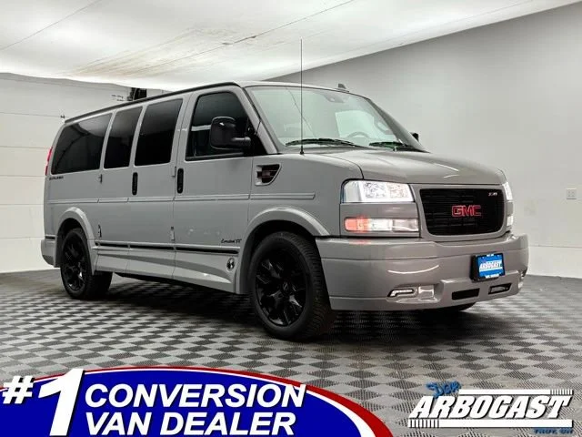2026 GMC Savana 2500's photo