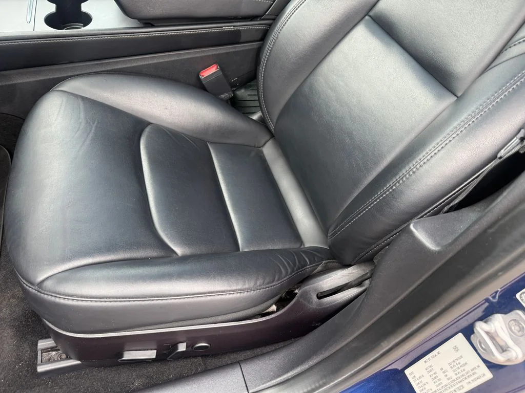Used 2022  Tesla Base image 38