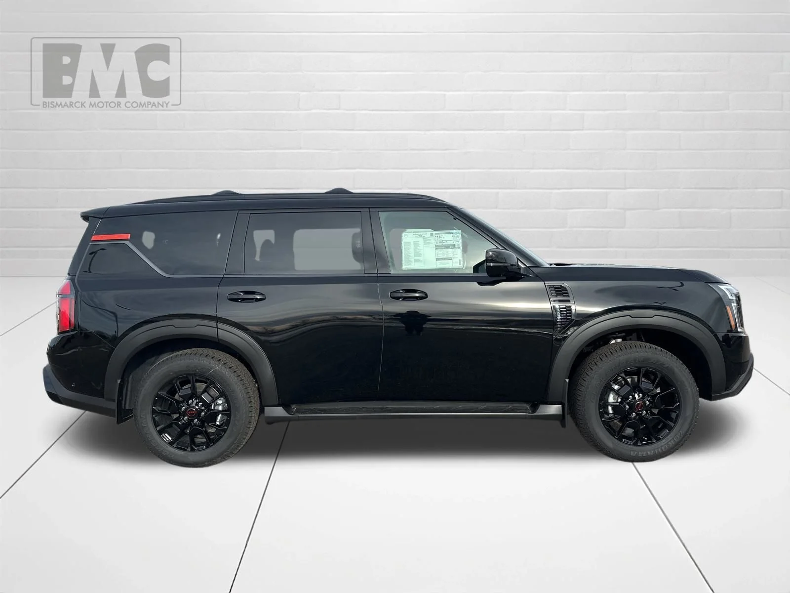 2026 Nissan Armada PRO-4X - Photo 4