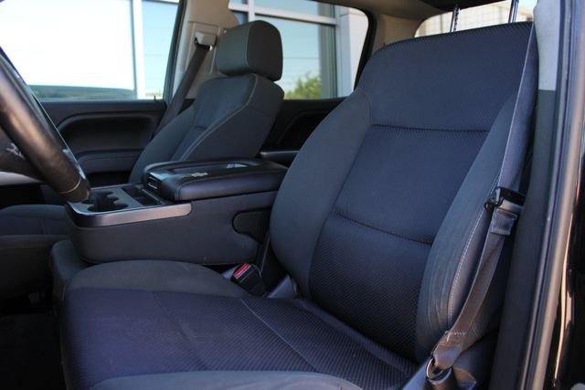 Used 2014 Black Chevrolet LT image 16