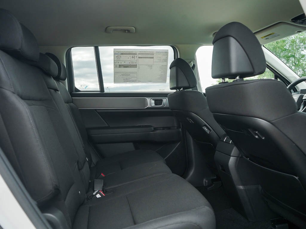 2026 Hyundai Santa Fe SE - Photo 13
