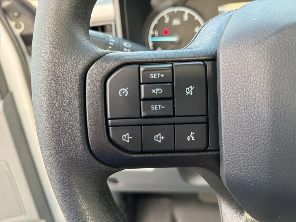 New 2025 Oxford White Ford F-250® XL image 13