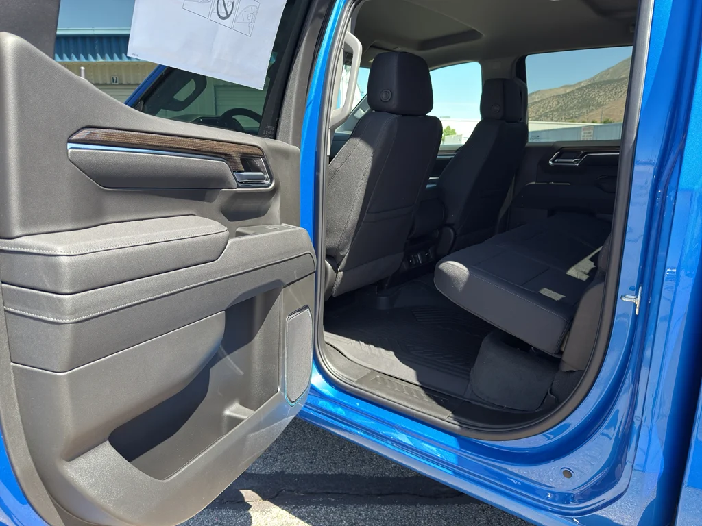 2025 Chevrolet Silverado 1500 RST - Photo 13