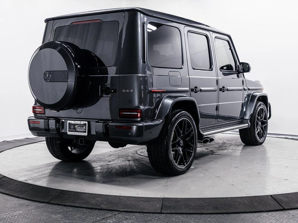 Used 2024 MANUFAKTUR Graphite Metallic Mercedes-Benz G 63 AMG® image 33
