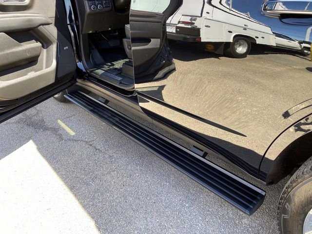 Used 2022 Black Chevrolet High Country image 12