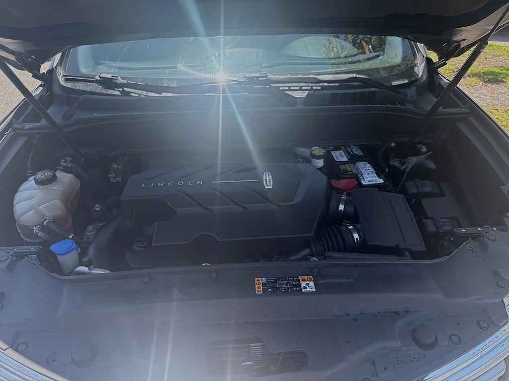 Used 2018 Black Lincoln Reserve image 34