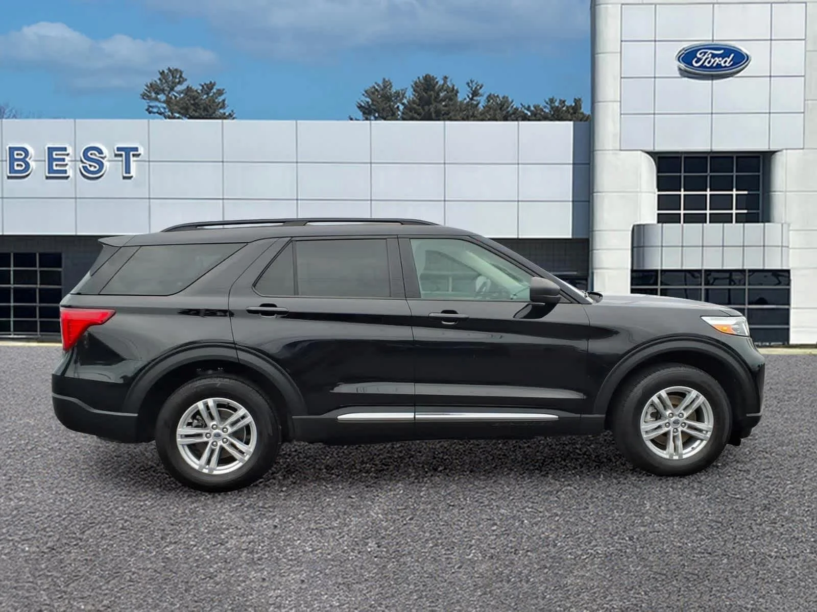 Used 2022 Agate Black Ford XLT image 9