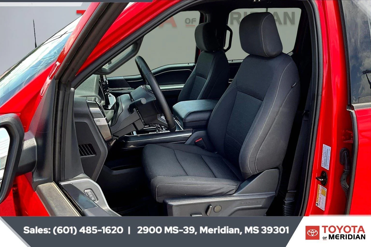 Used 2023 Race Red Ford XLT image 18