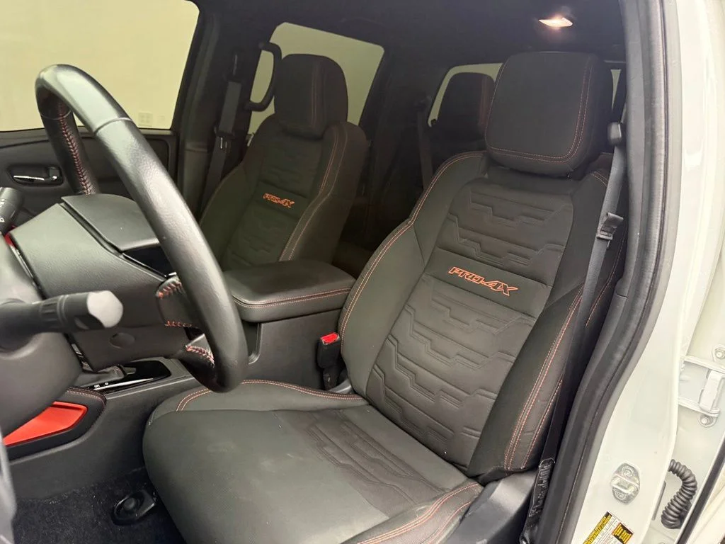 Used 2024 White Nissan PRO-4X image 23
