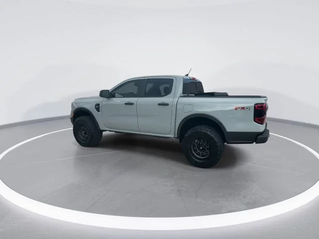 Used 2024 Green Ford XLT image 5