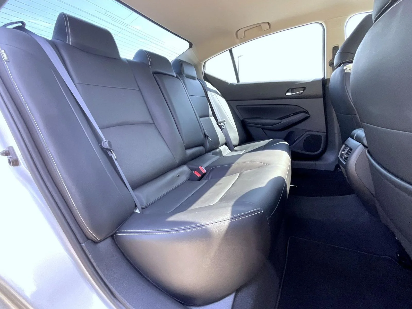 Used 2023 Silver Nissan 2.5 SL image 20