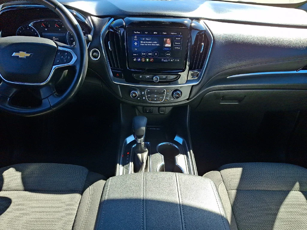 Used 2022 Silver Chevrolet LT image 16