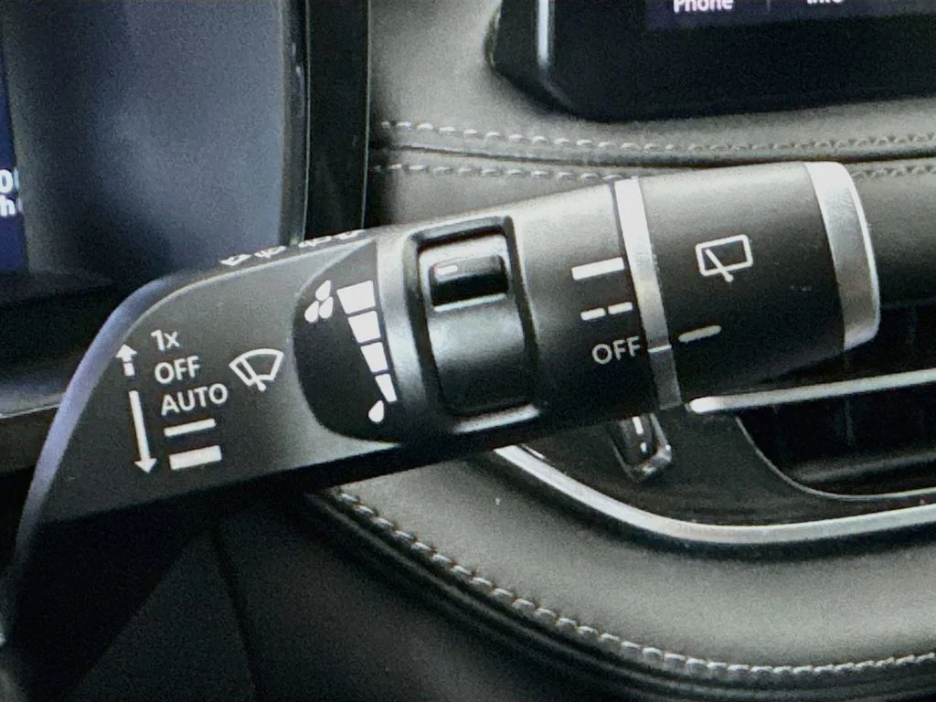 Certified Used 2024 Mineral INFINITI LUXE image 15