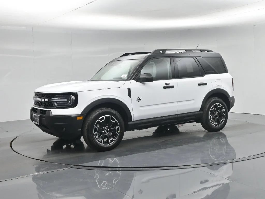 New 2026 Oxford White Ford Outer Banks image 26