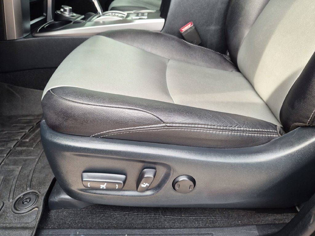 Used 2018 Red Toyota SR5 Premium image 17