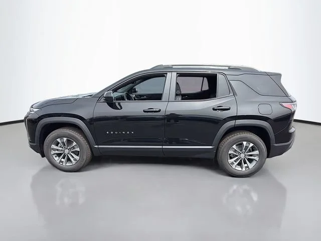 2027 Chevrolet Equinox LT - Photo 11