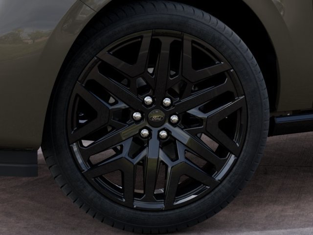 New 2027 Gray Ford Platinum image 19
