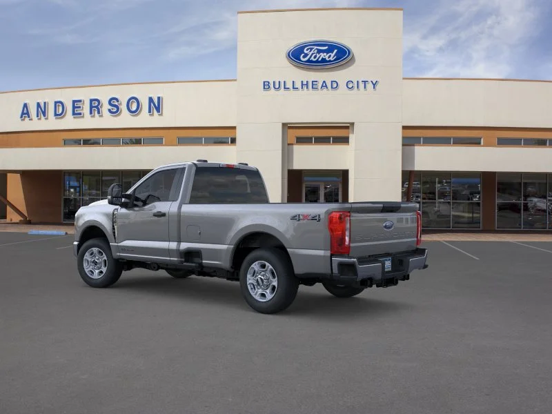New 2026 Carbonized Gray Metallic Ford XLT image 4