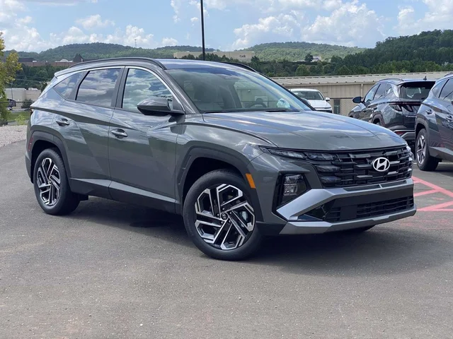 2026 Hyundai TUCSON SEL Plus
