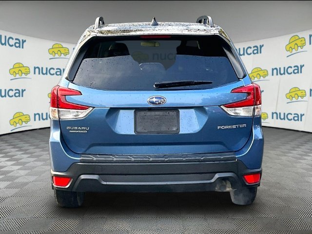Used 2024 Blue Subaru Premium image 4