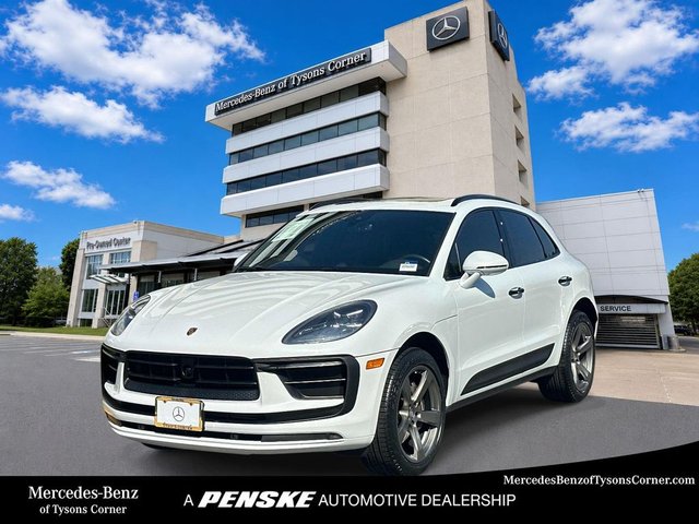 2023|Porsche|Macan|T|4D Sport Utility