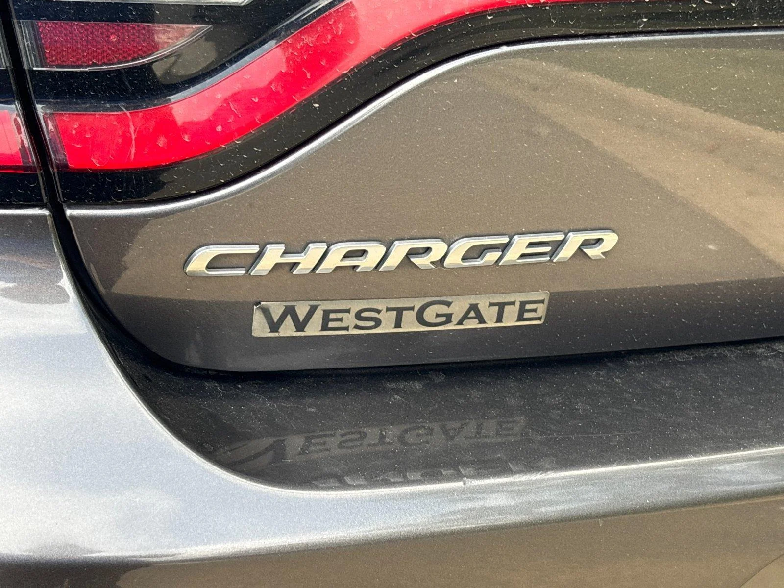 Used 2019 Granite Pearlcoat Dodge SXT image 10