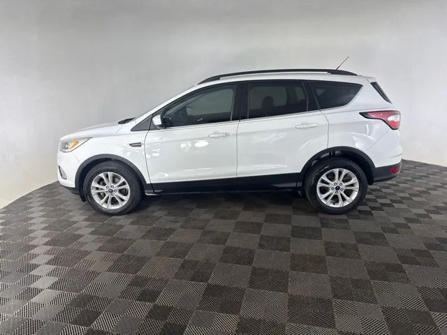 Used 2017 White Ford SE image 8