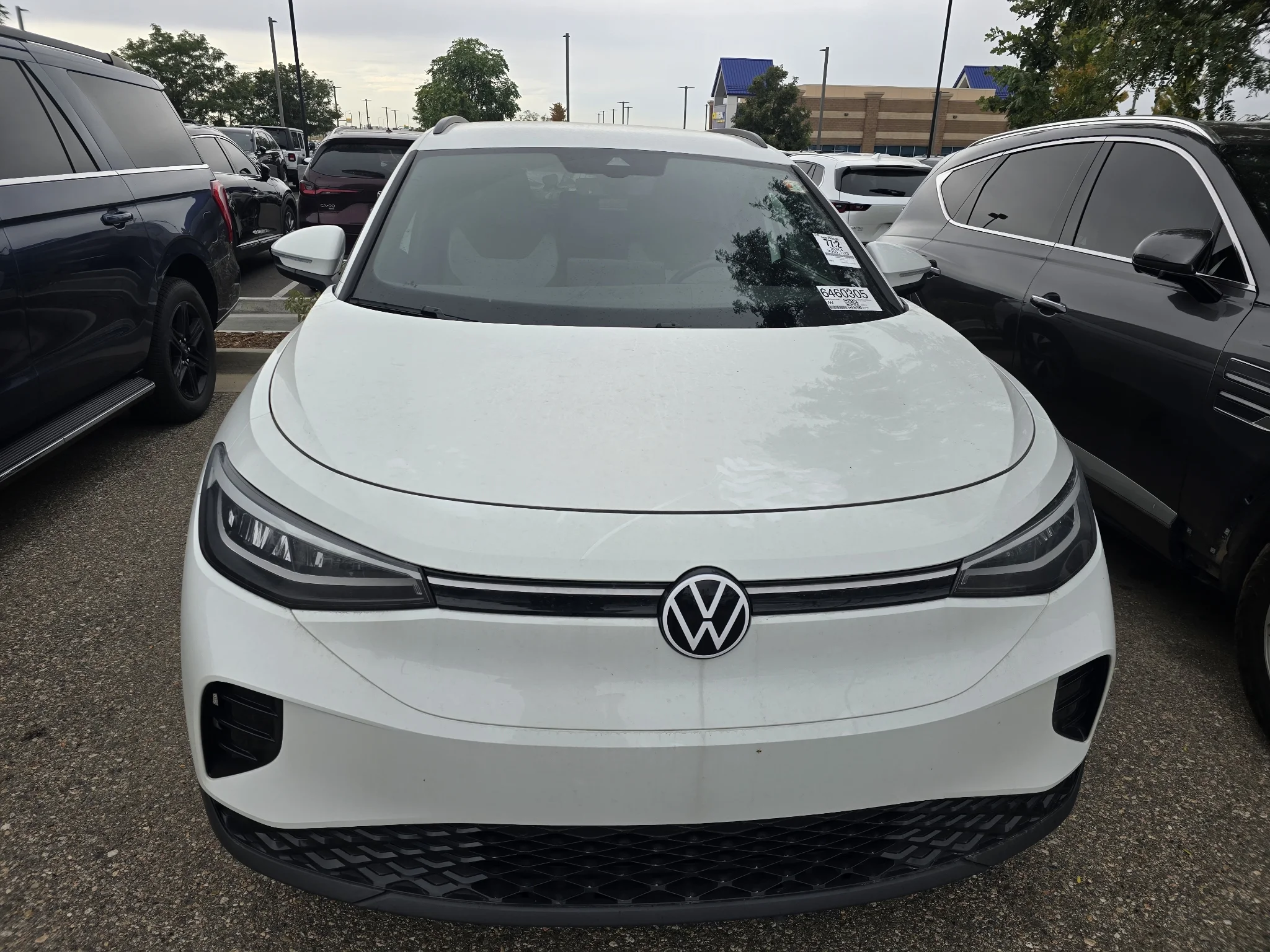 Used 2023 Pure White Volkswagen Standard image 9