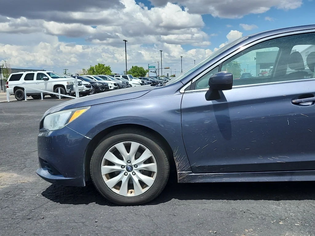 Used 2017 Carbide Gray Metallic Subaru Premium image 9