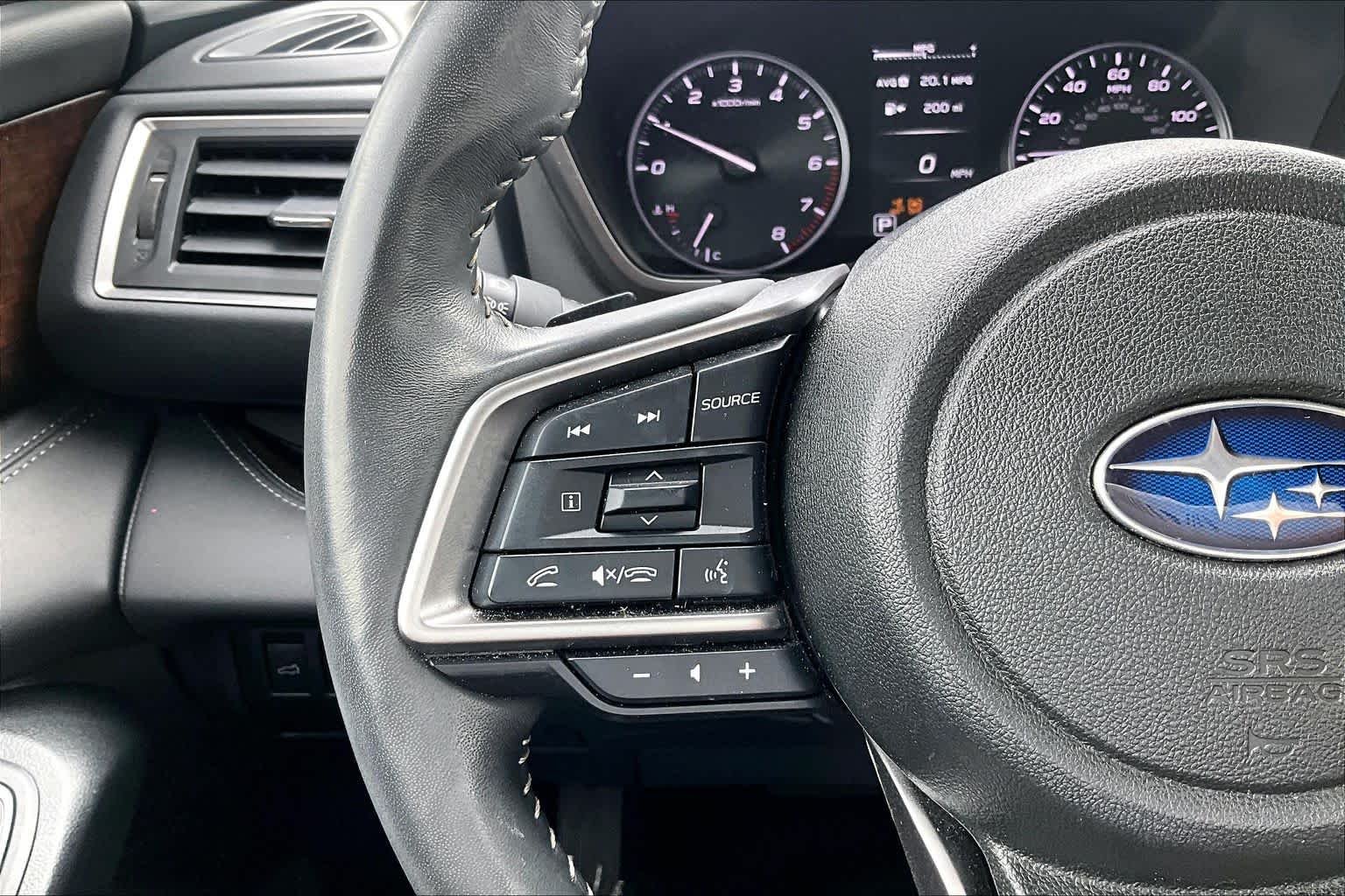 Used 2025 Crystal White Pearl Subaru Touring image 21