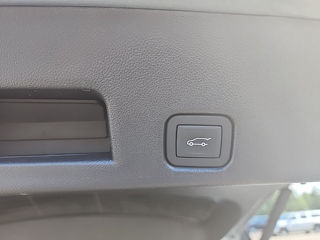Used 2026 Gray Chevrolet LT image 20