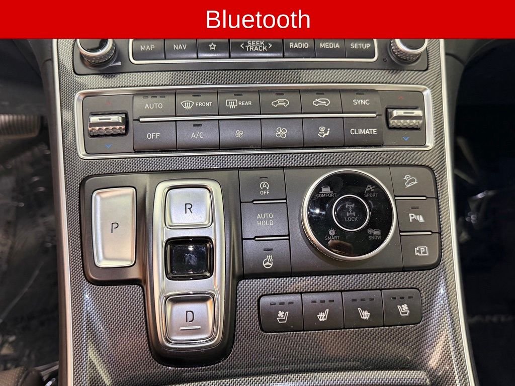 Used 2023 Black Hyundai Limited image 9