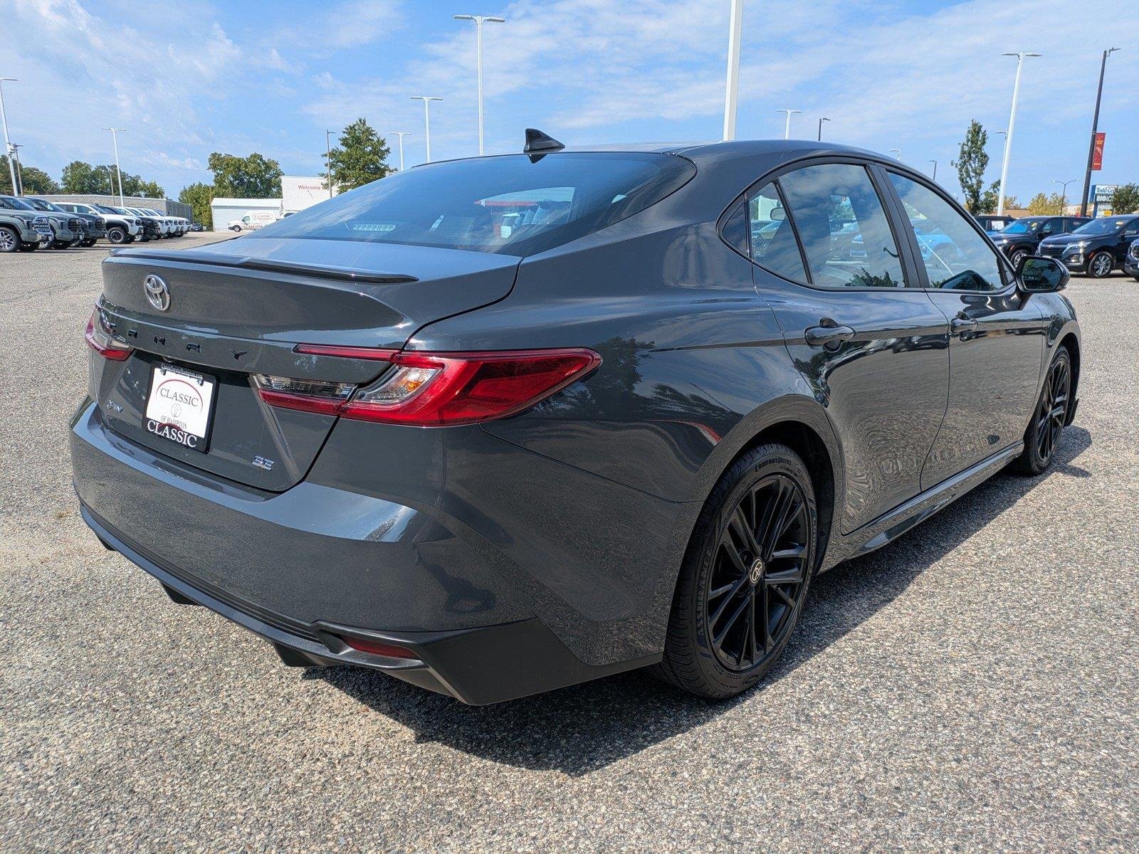 Used 2025  Toyota SE image 4