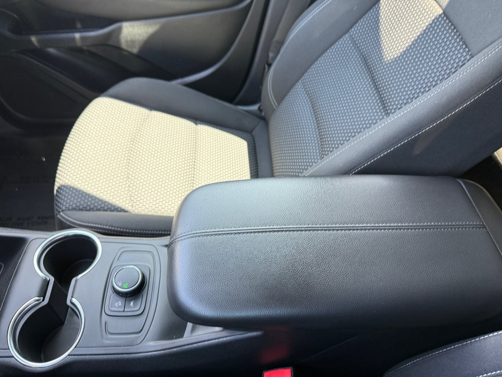 Used 2024 Summit White GMC SLE image 14