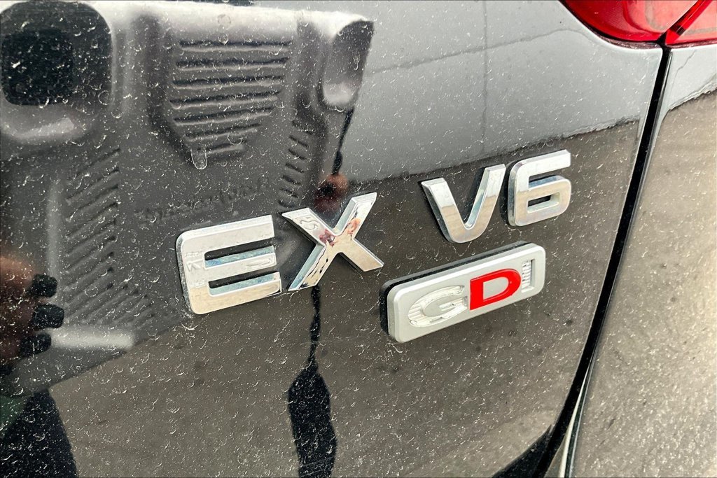 Used 2014 Black Kia EX image 24