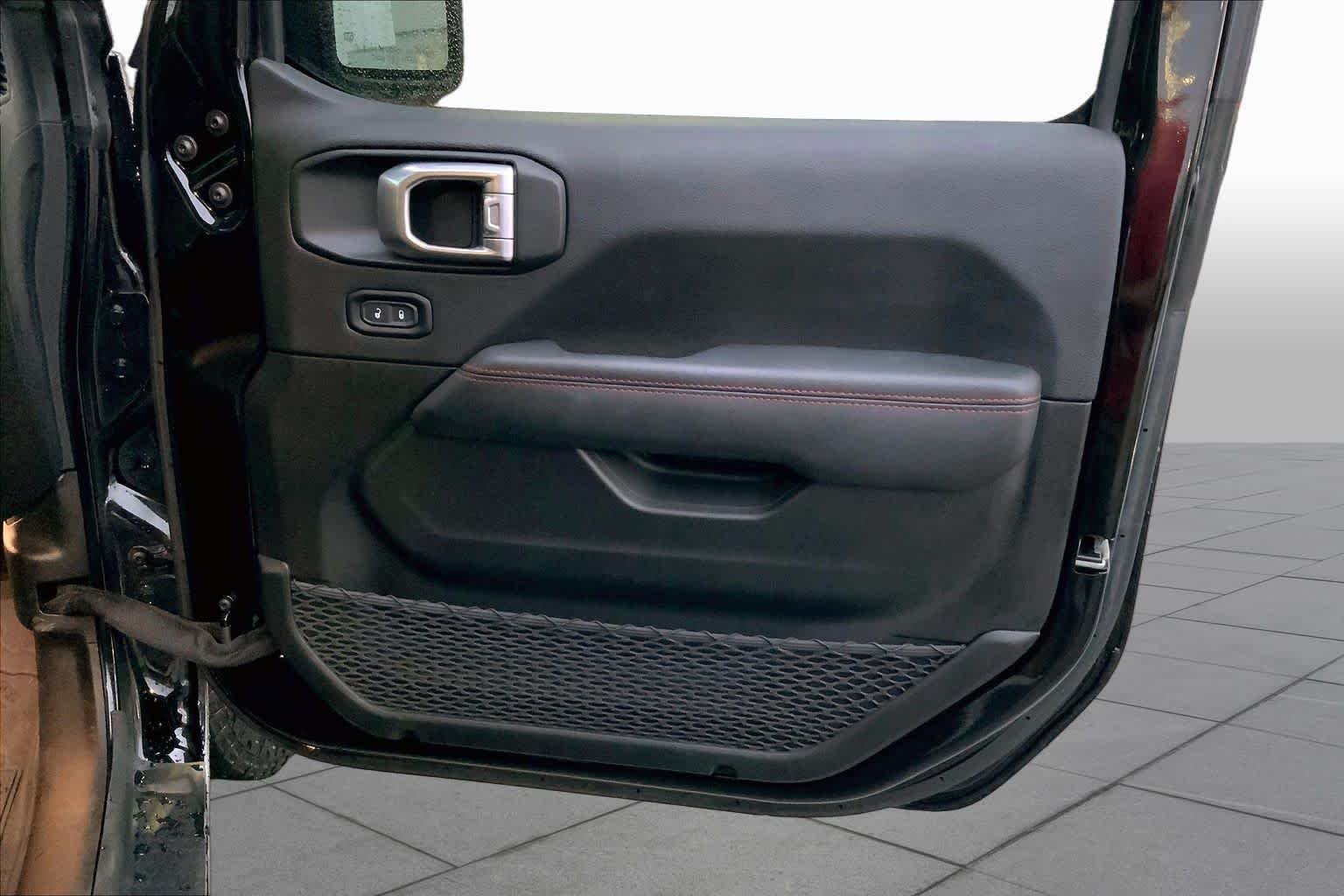 Used 2023 Black Clearcoat Jeep Rubicon image 22