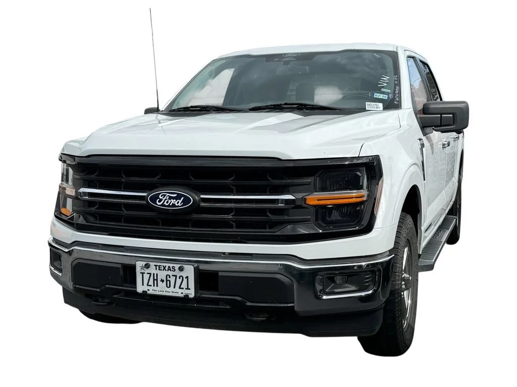 Used 2024 White Ford XLT image 11