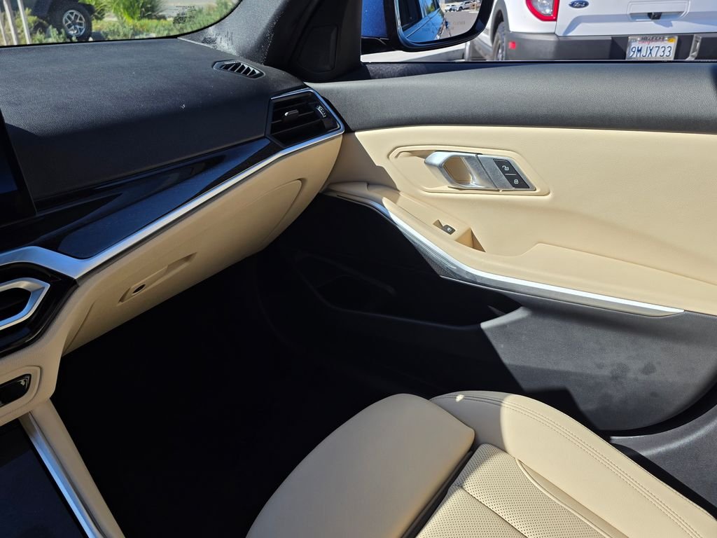 2023 BMW 3 Series 330i - Photo 36
