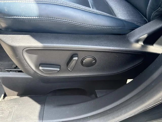 Used 2021 Black Ford Outer Banks image 23