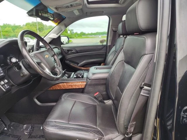 Used 2017 Black Chevrolet Premier image 13