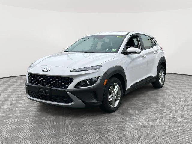 Used 2023 Lunar White Hyundai SE image 6