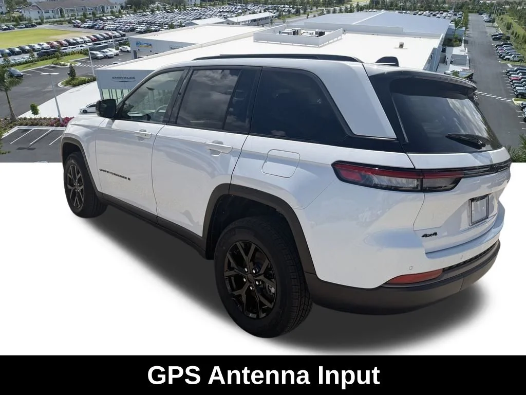 New 2026 Bright White Clear-Coat Exterior Paint Jeep Laredo Altitude image 6