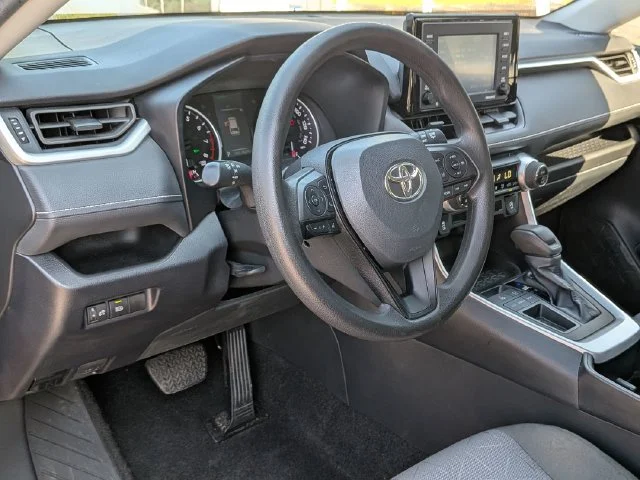 Used 2022 Black Toyota XLE image 33